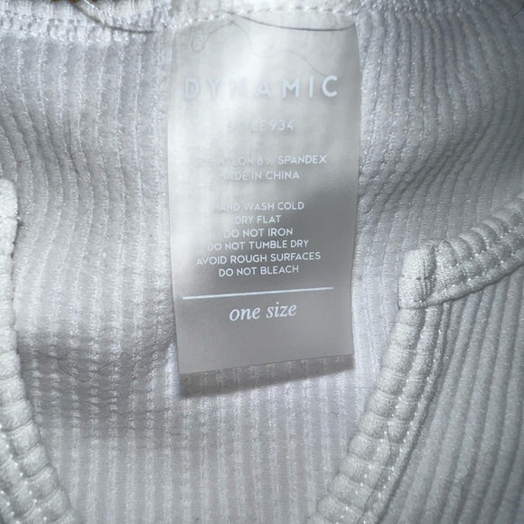 Keyhole long sleeve crop top - Picture 3 of 3